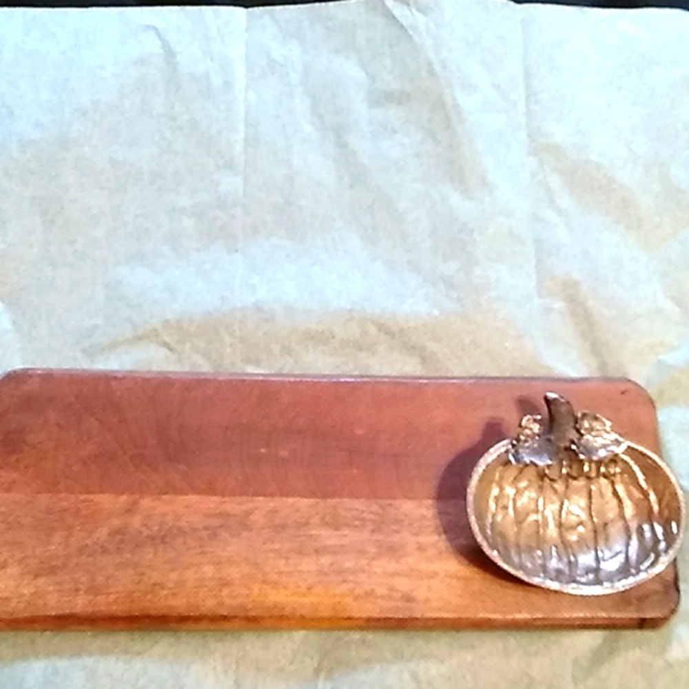 Mud Pie Cutting Board